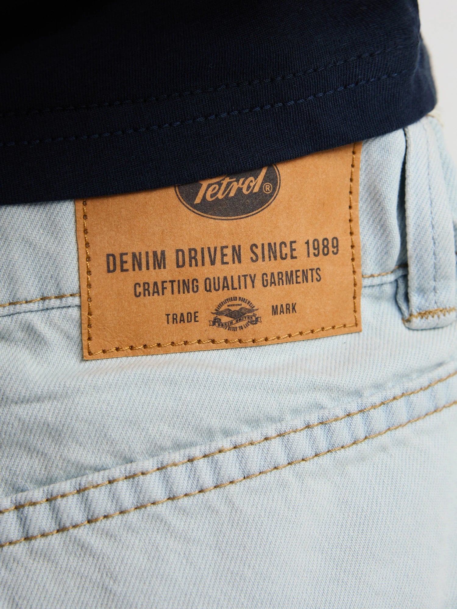 B-1060-DNM006-5700
