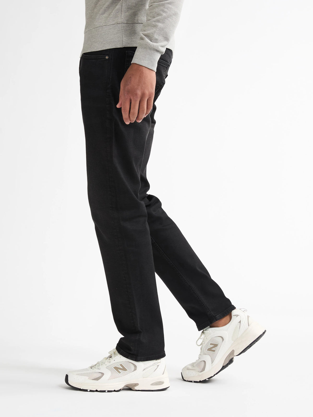 RUSSEL-9705