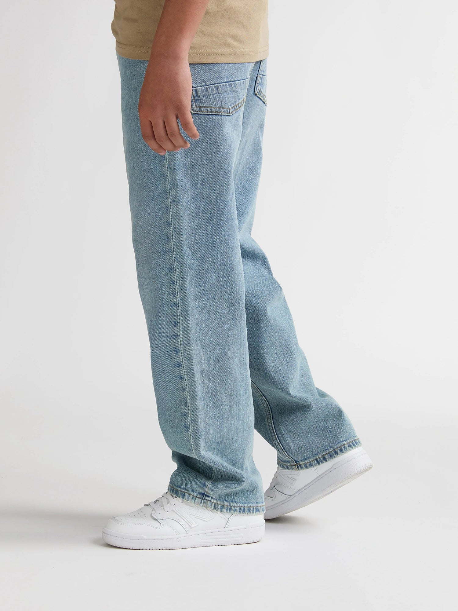 B-1060-DNM006-5702