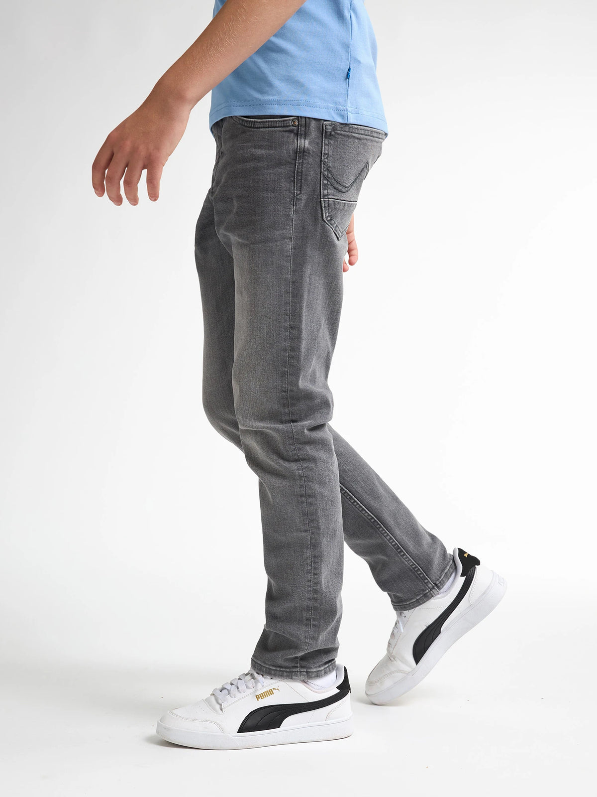 RUSSEL-BOYS-9700