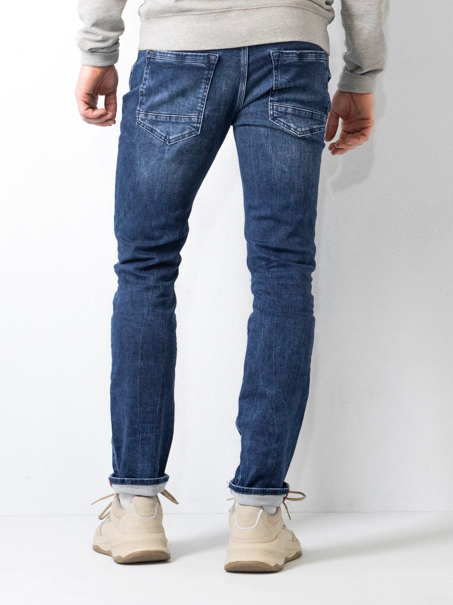 JACKSON-5751