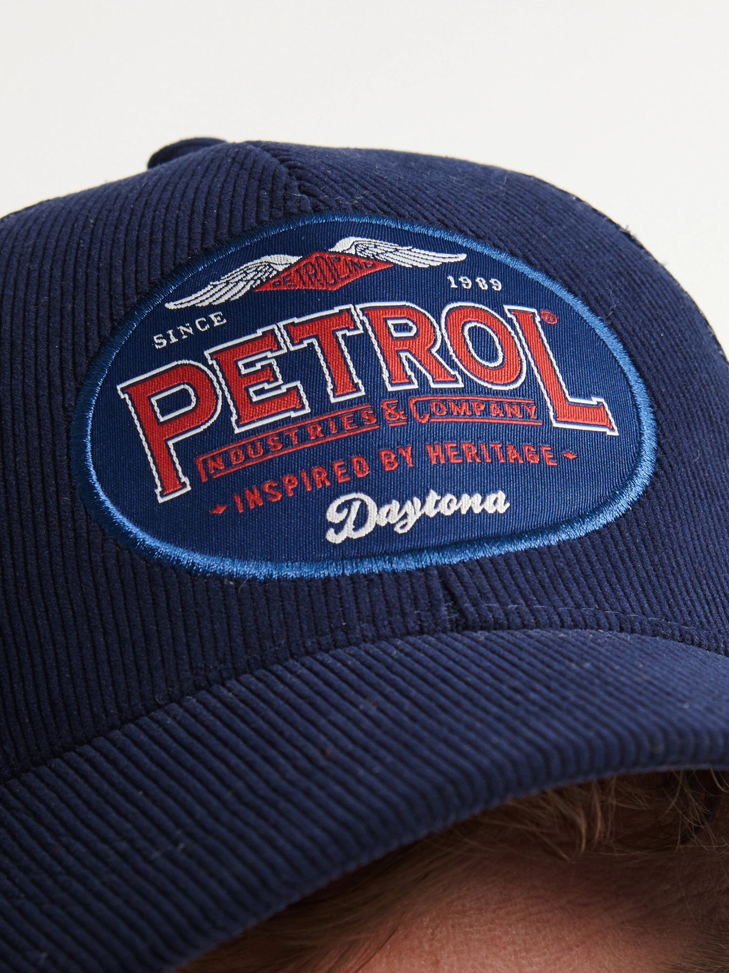 M-3050-CAP834-5092