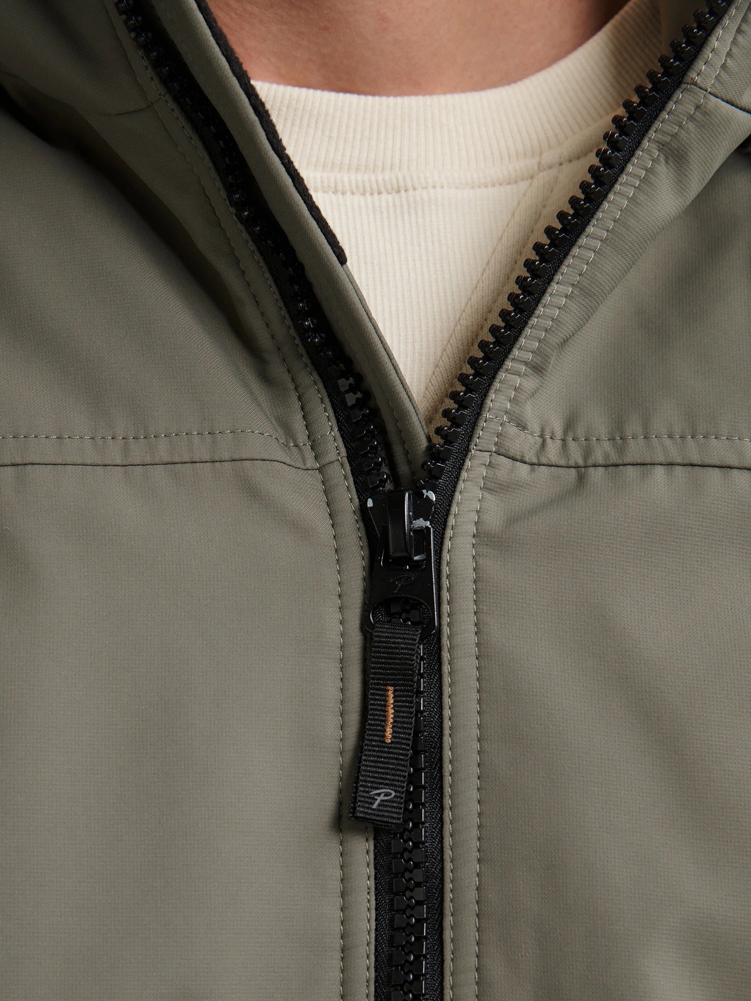 M-3050-JAC112-6174