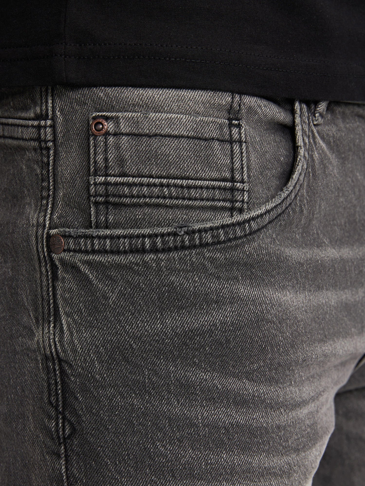 M-1050-SHO011-9705