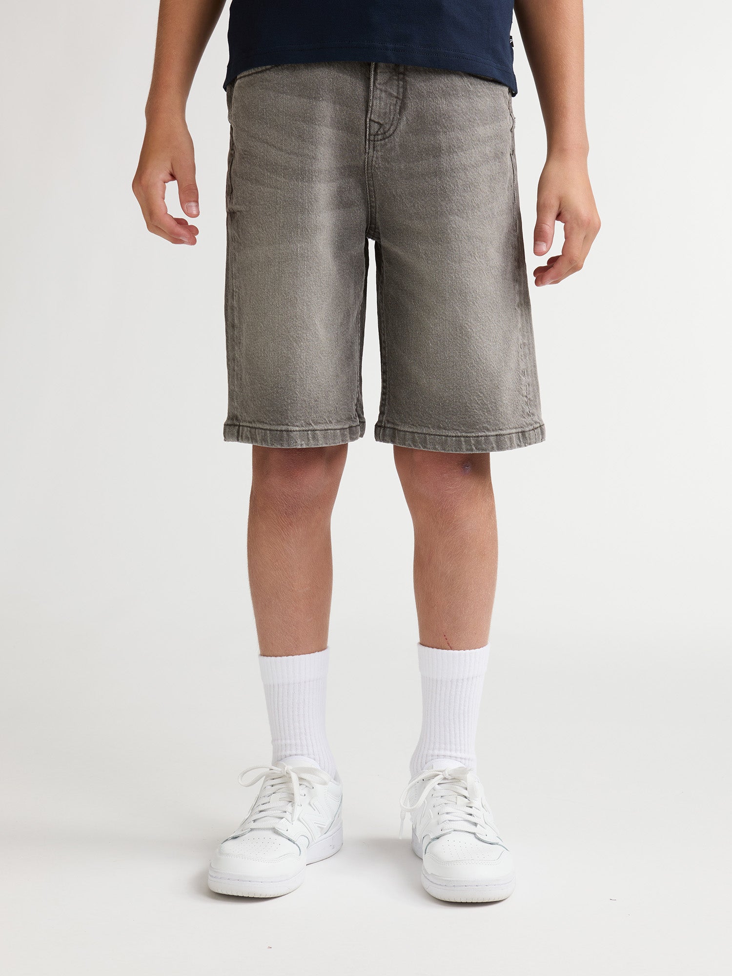 Petrol Industries Boys LENOX - Boys Denim Short Loose Fit Loose Fit Silver Grey