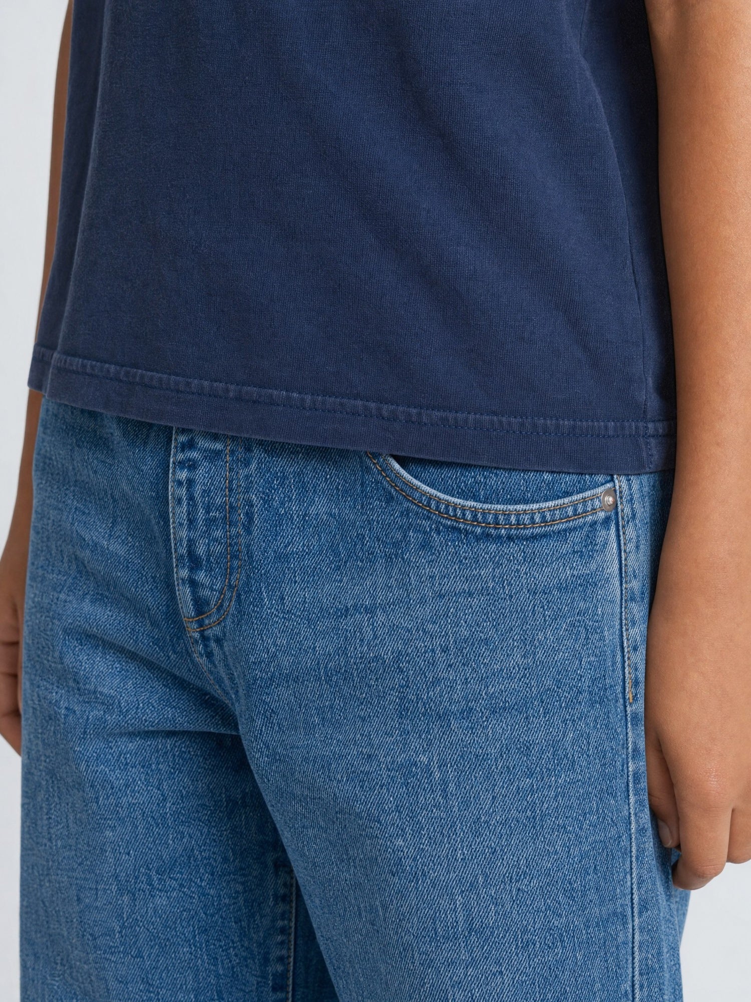 Medium vintage