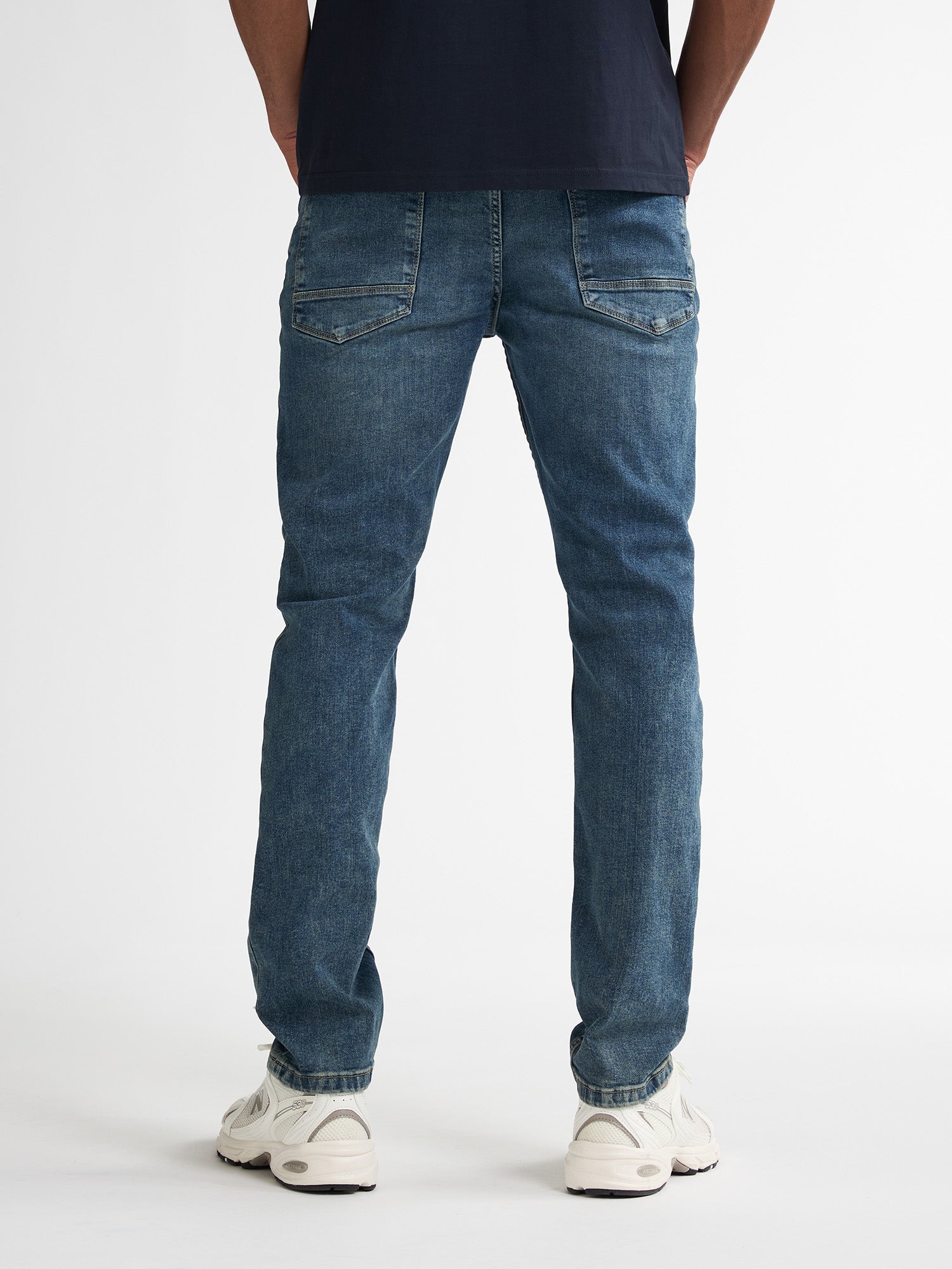 Medium vintage