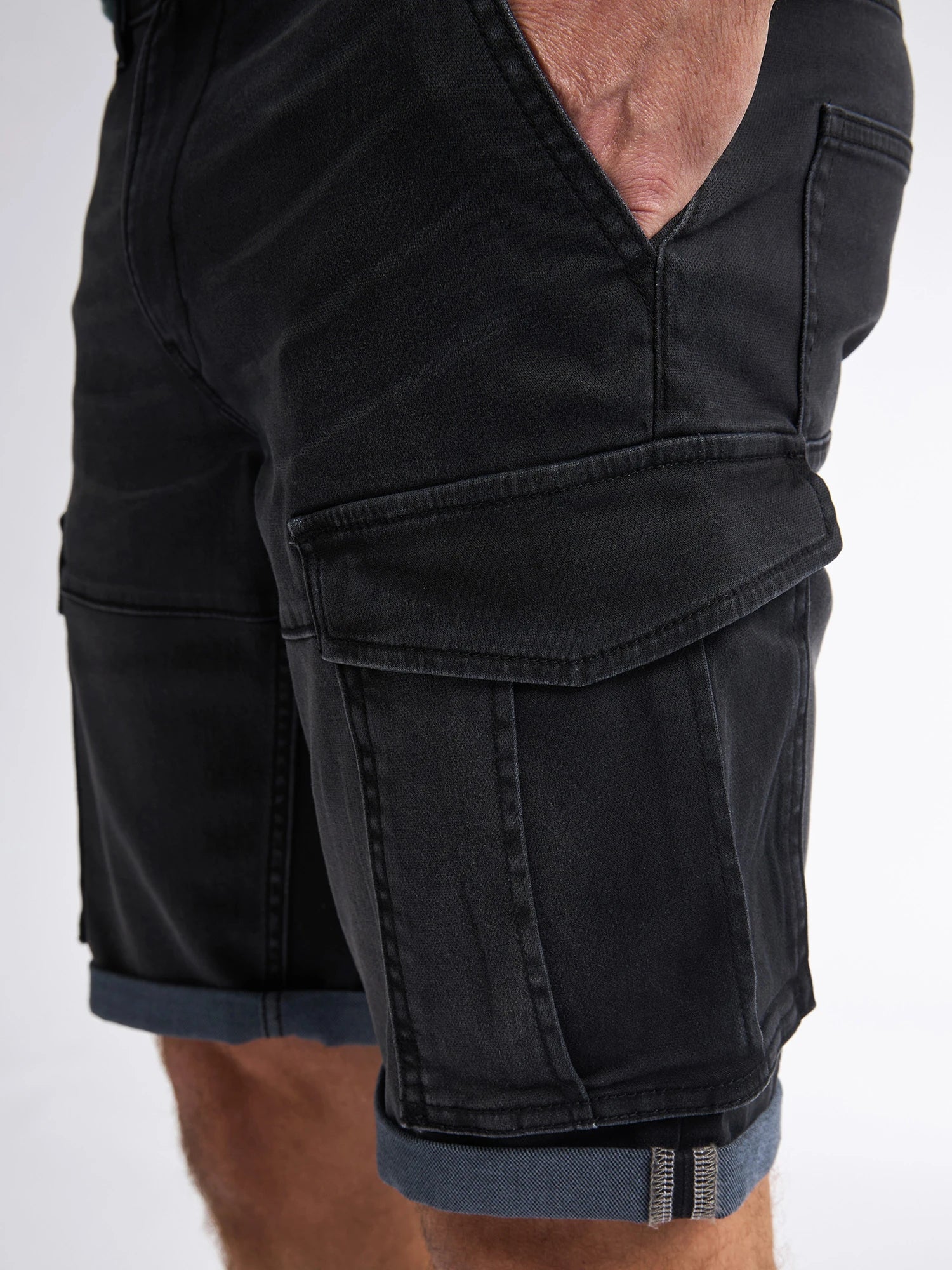 M-1050-SHO007-9705