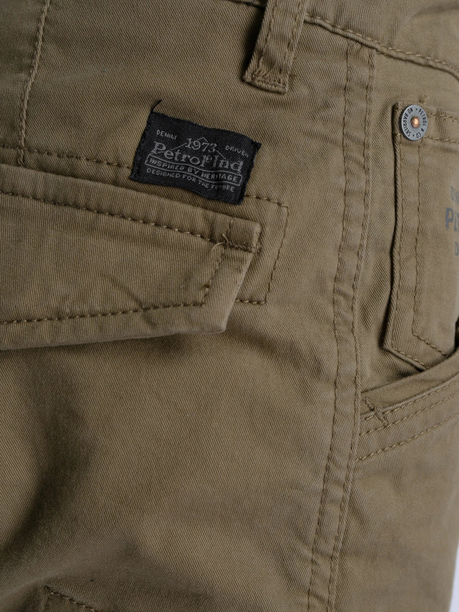 B-3030-TRO581-1094