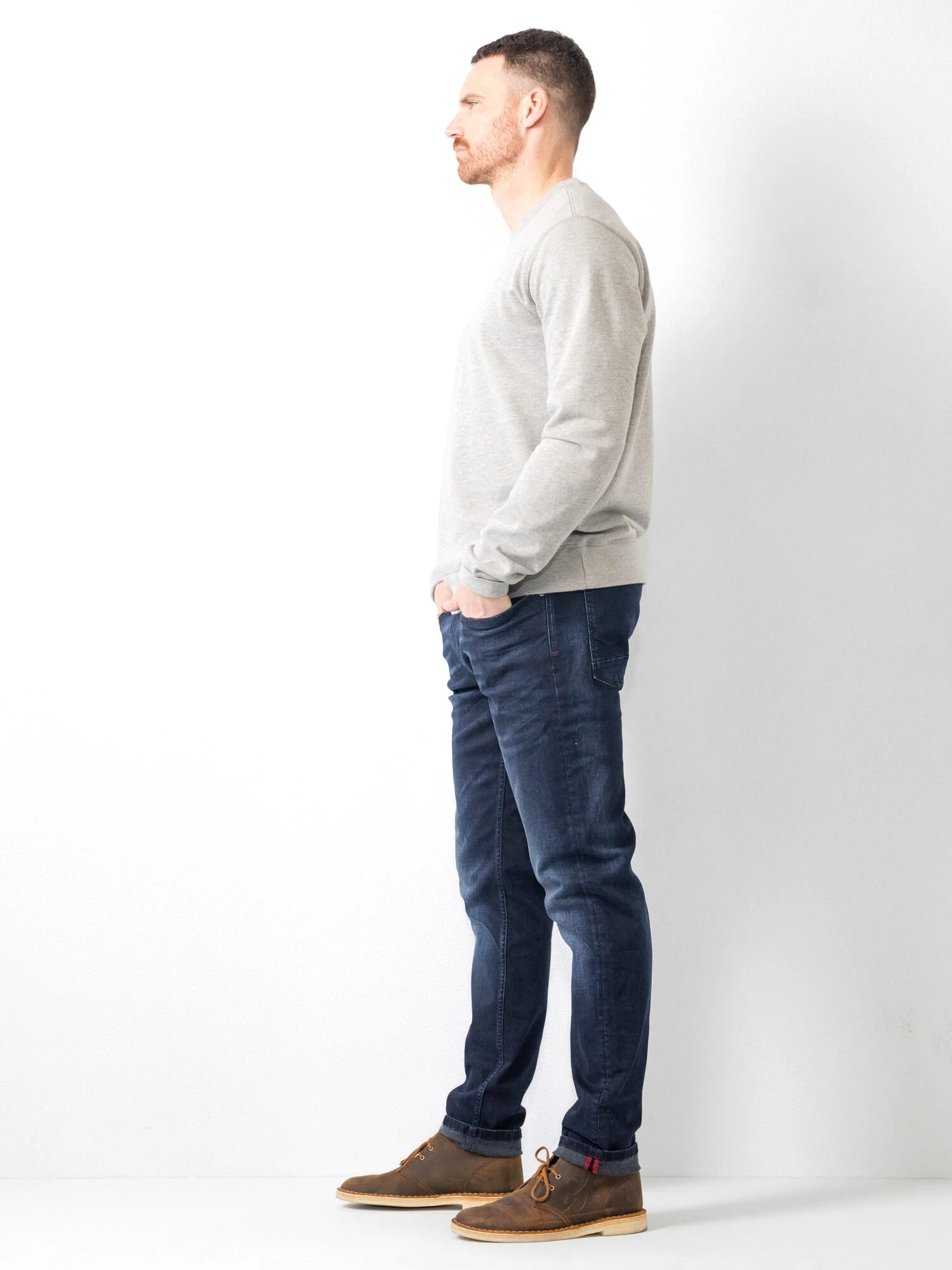 RUSSEL-5803