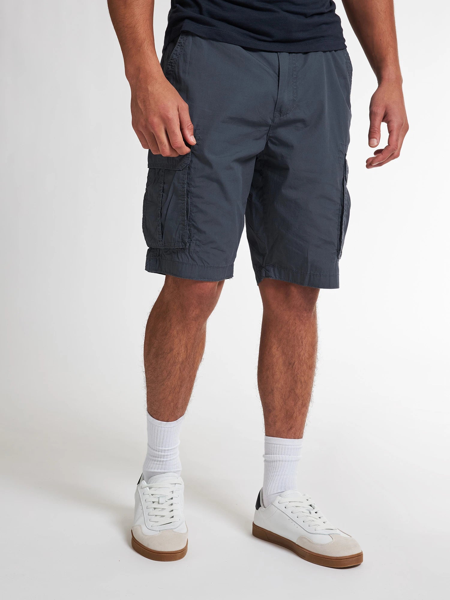 M-SS18-SP-SHO143-9073