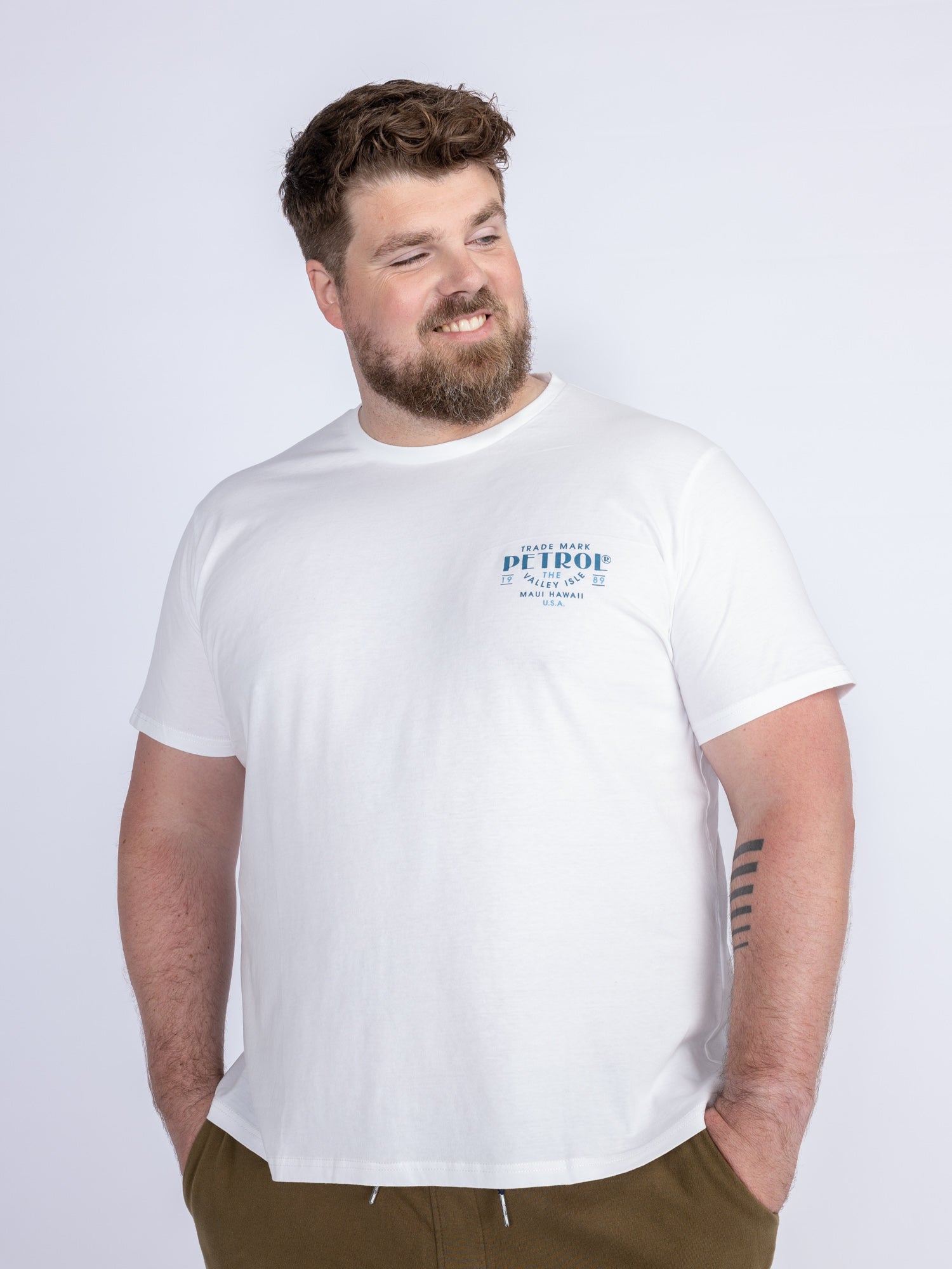 Plus Size Back Print T-shirt Charging | Official Petrol Industries® Online  Store