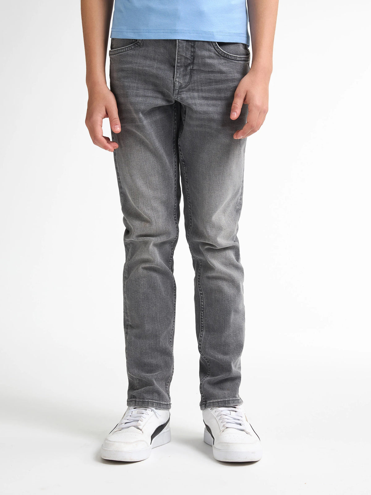 RUSSEL-BOYS-9700