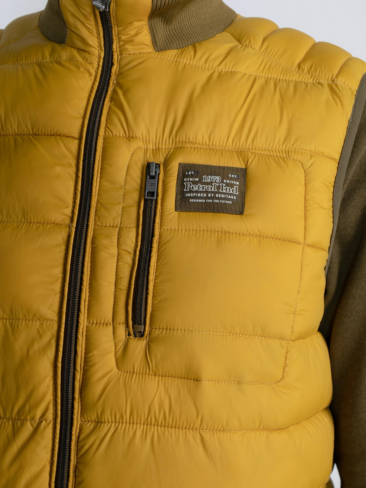 M-3030-WST107-1101