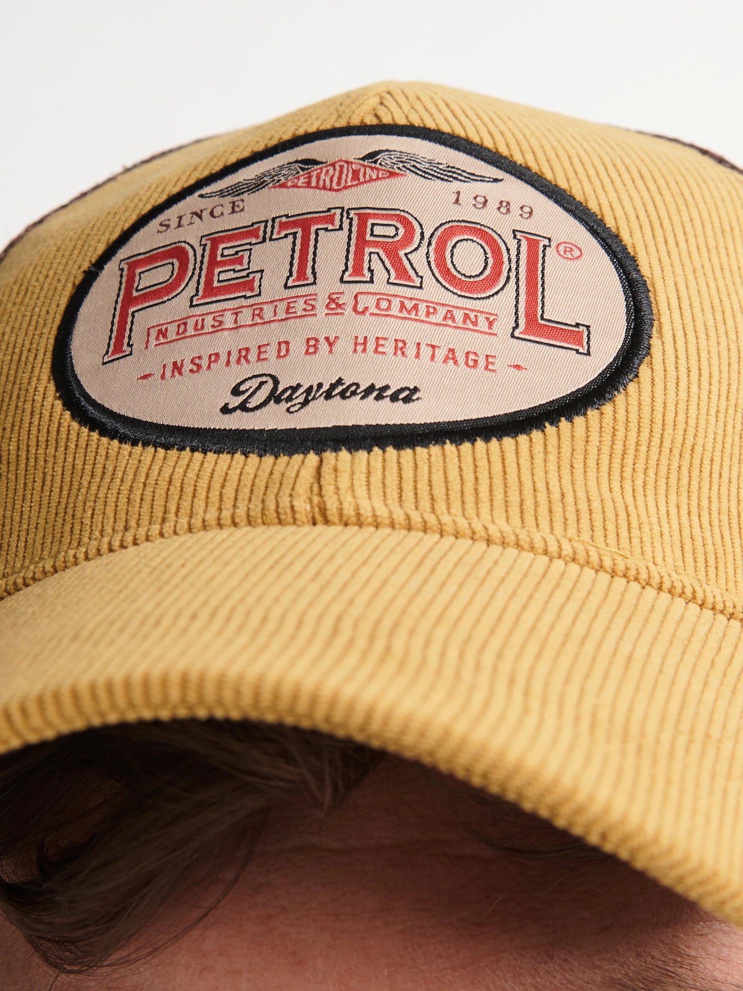 M-3050-CAP834-7129