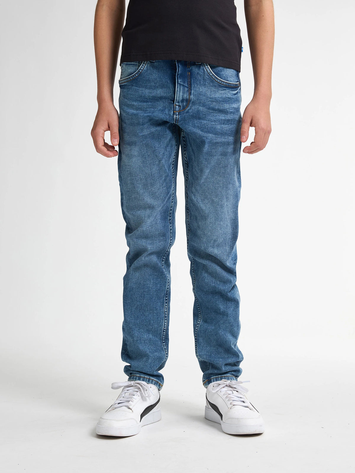 RUSSEL-BOYS-5701