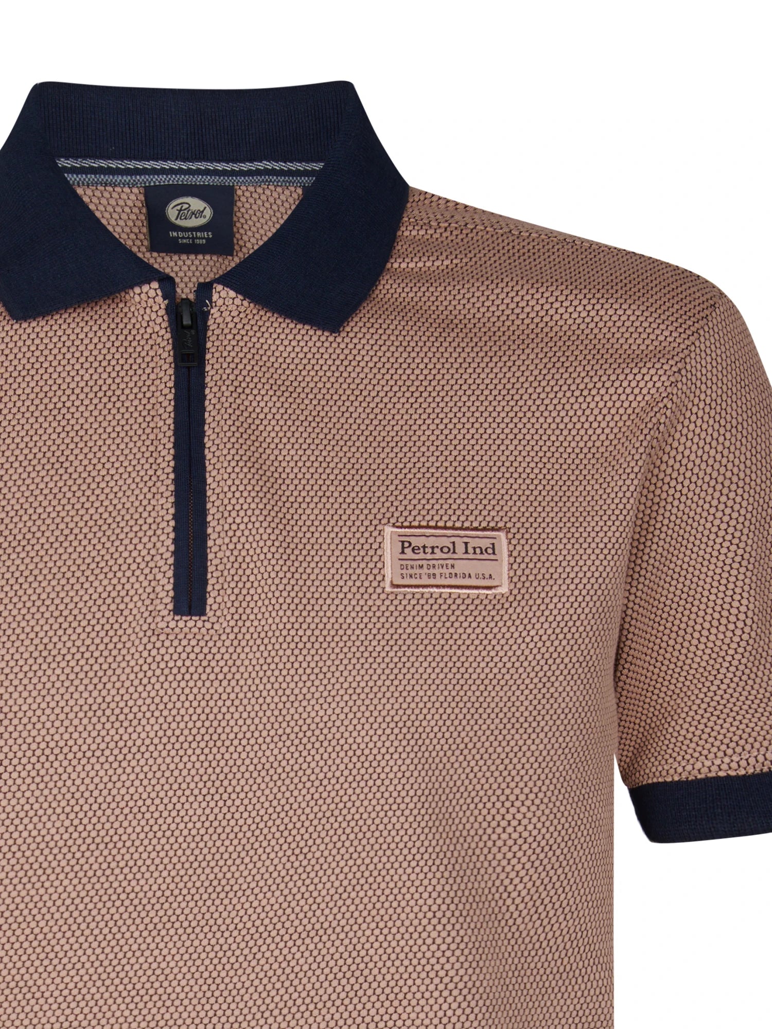 M-1050-POL907-7143