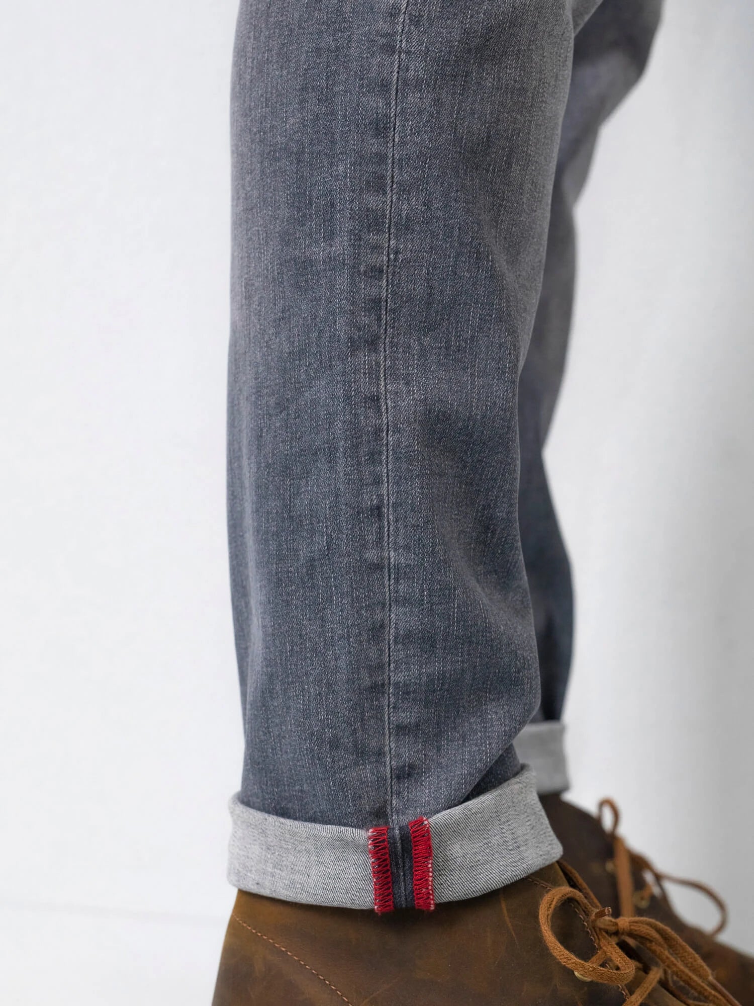RUSSEL-9700