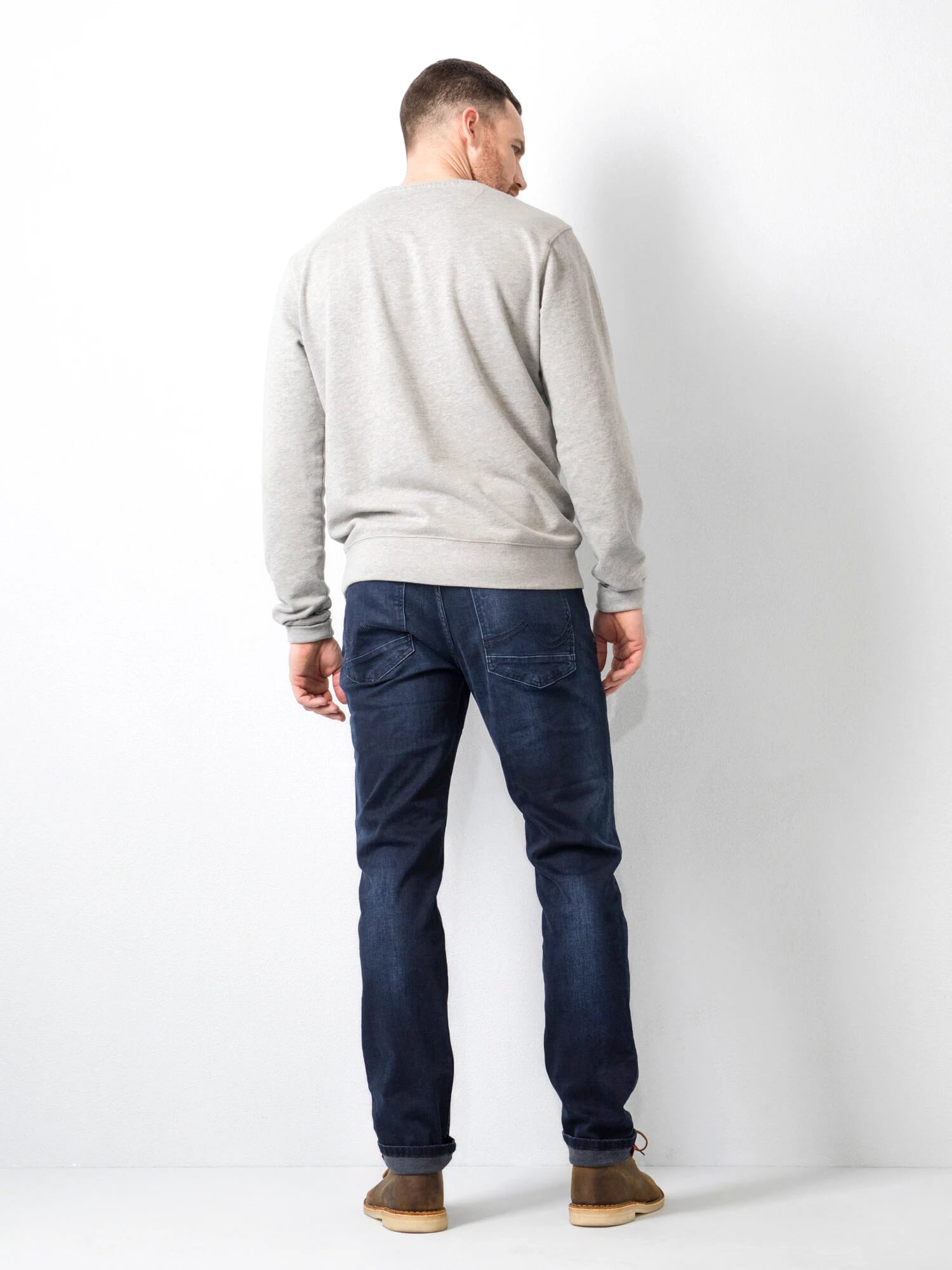 RUSSEL-5803