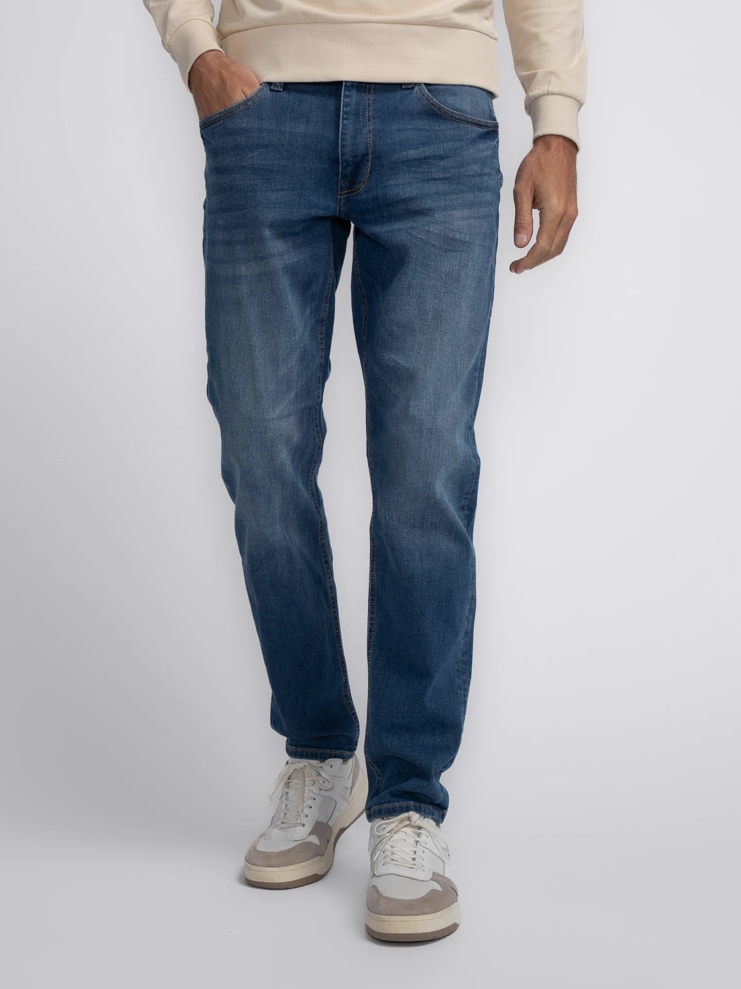 RUSSEL-CLASSIC-5707