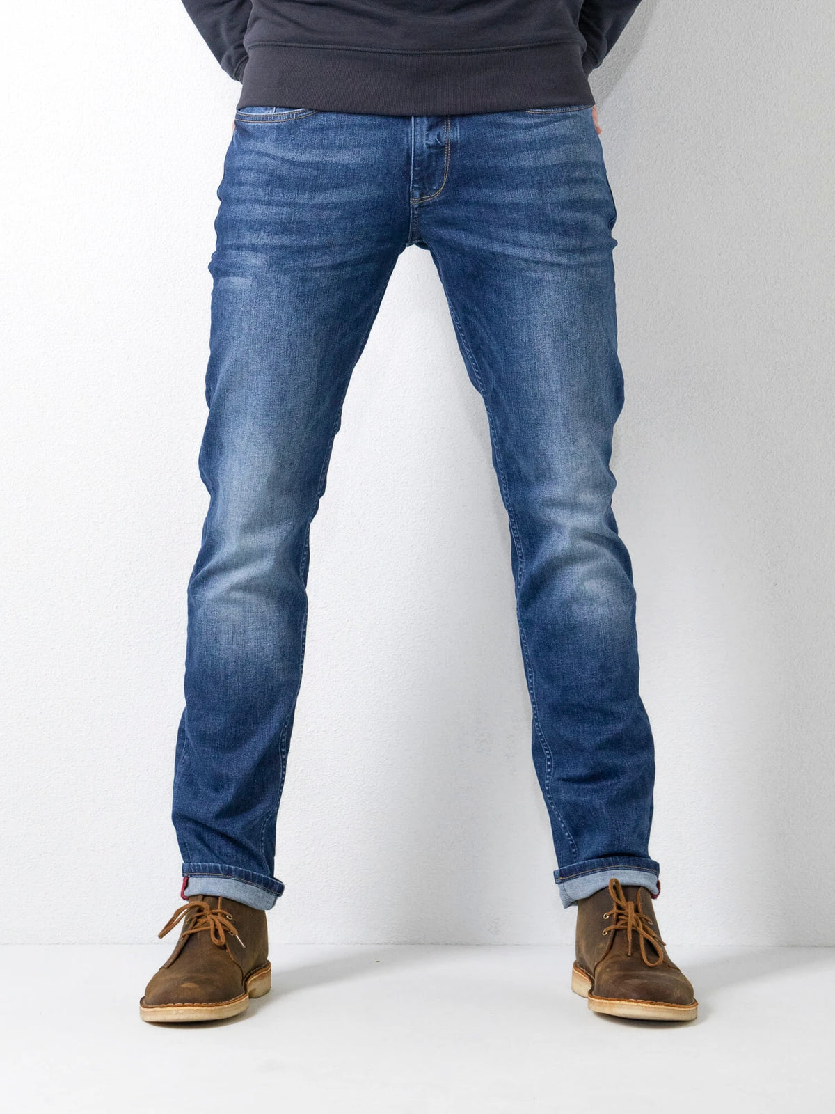 RUSSEL-5850