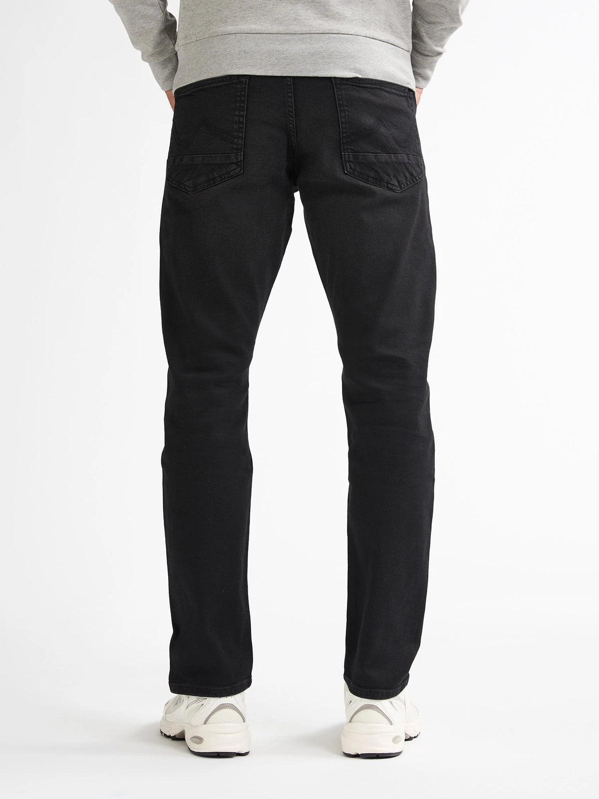 RUSSEL-9705