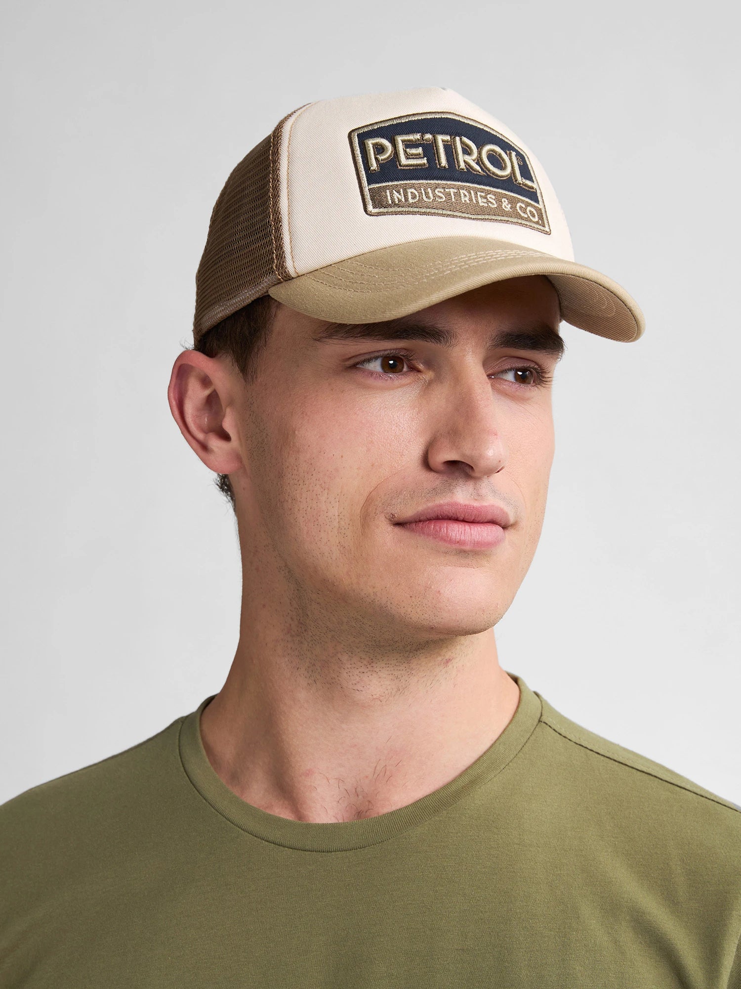 M-1050-CAP822-7130