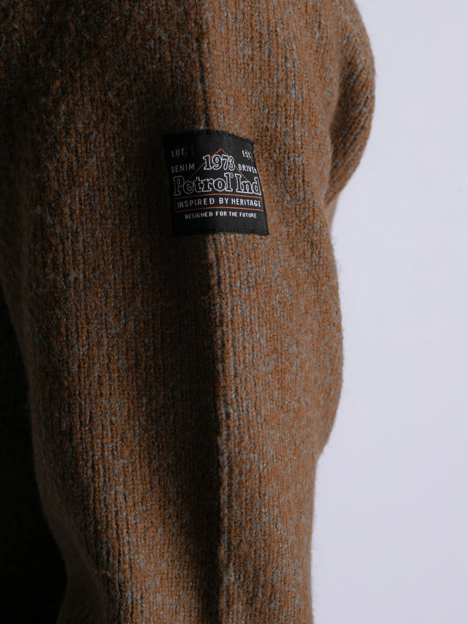 M-3030-KWC218-7060