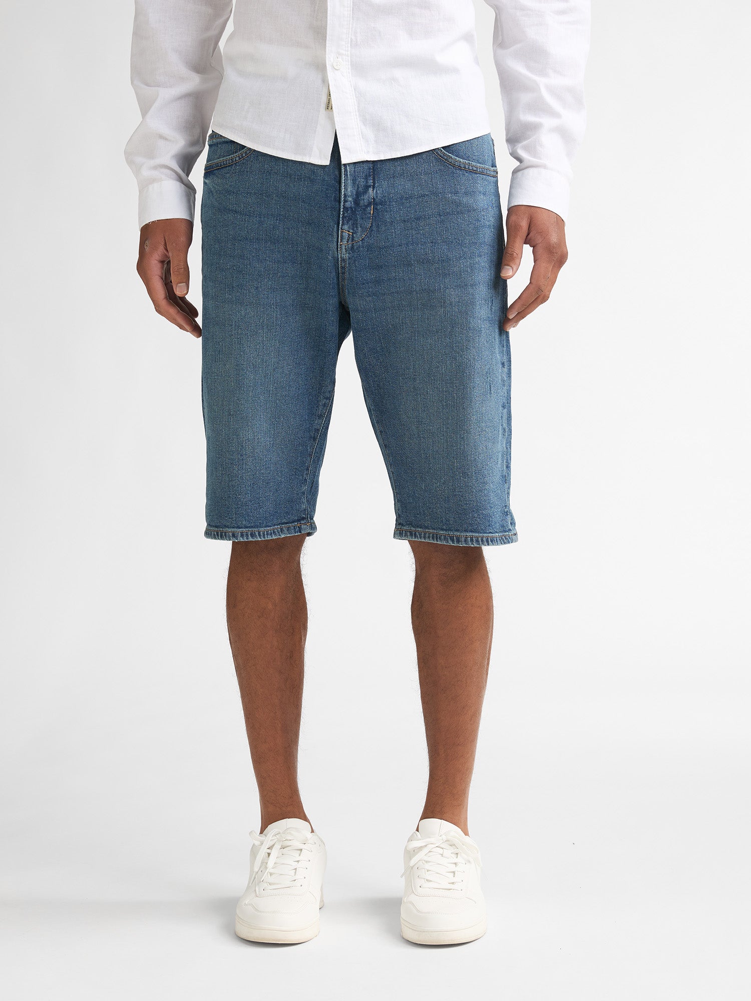 Petrol Industries Men LEWIS - Men Denim Short Loose Fit Loose Fit Medium Vintage