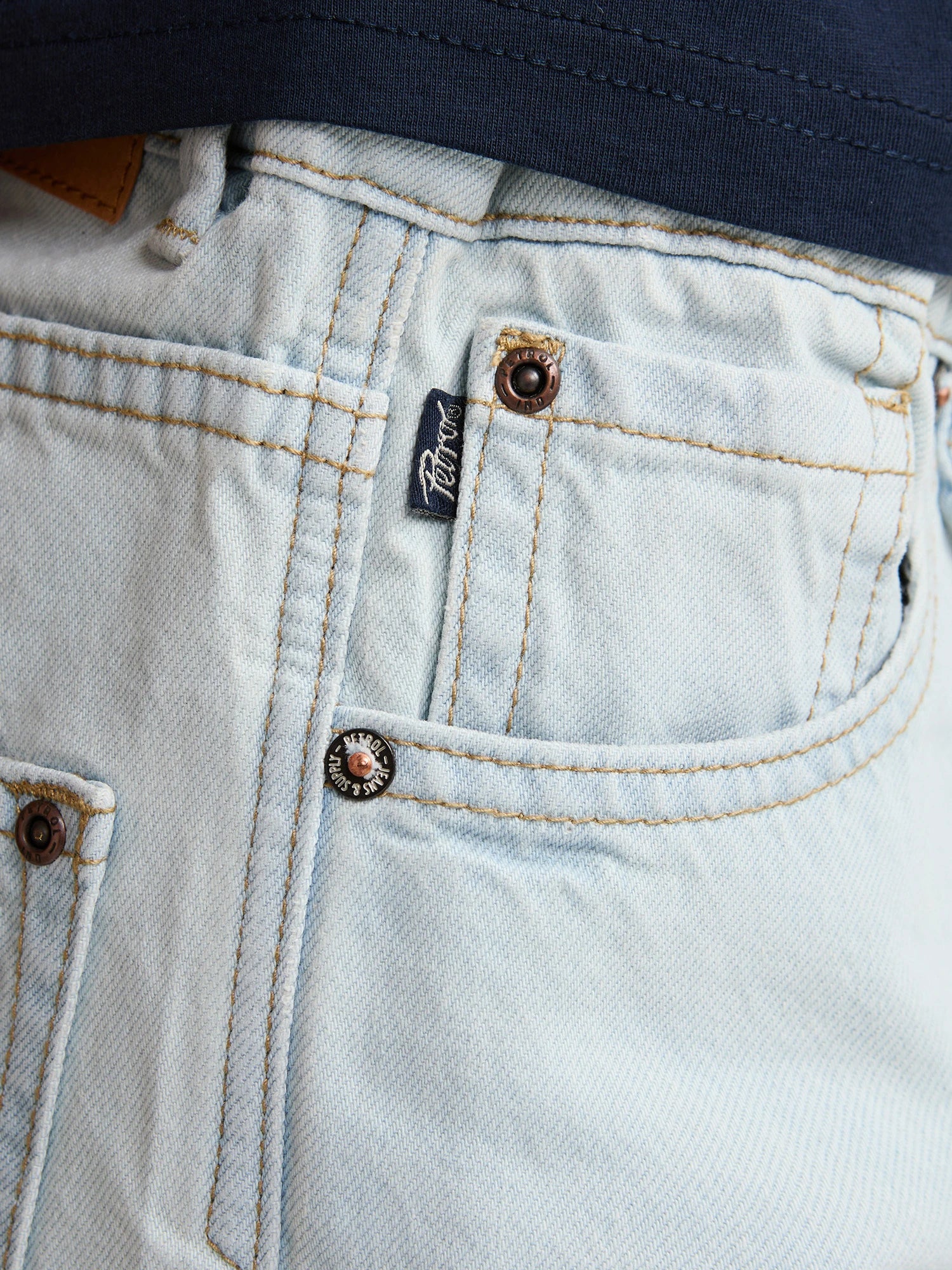 B-1060-DNM006-5700