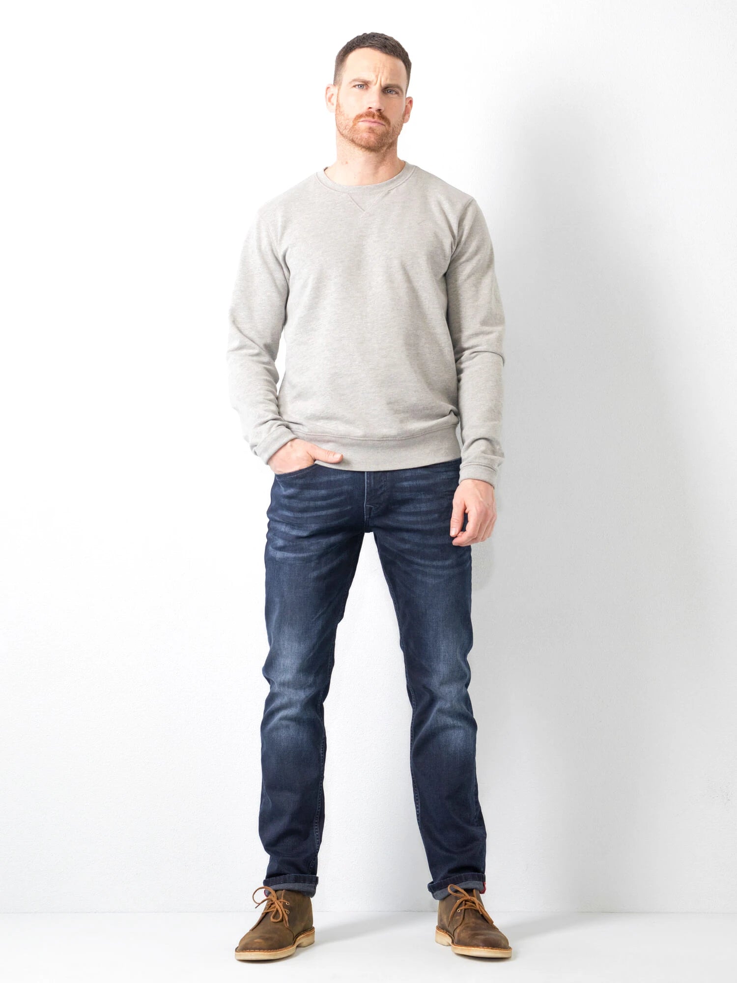 RUSSEL-5803