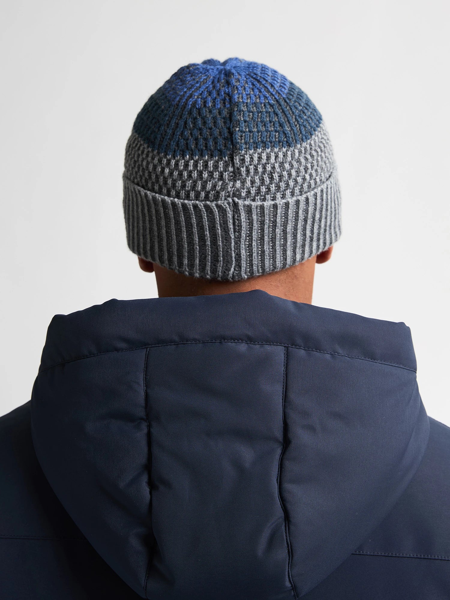 M-3050-CAP823-5092