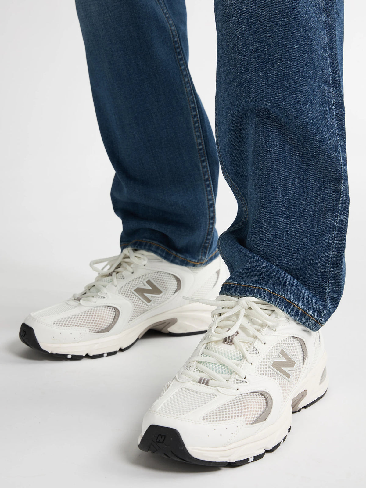 RUSSEL-5850