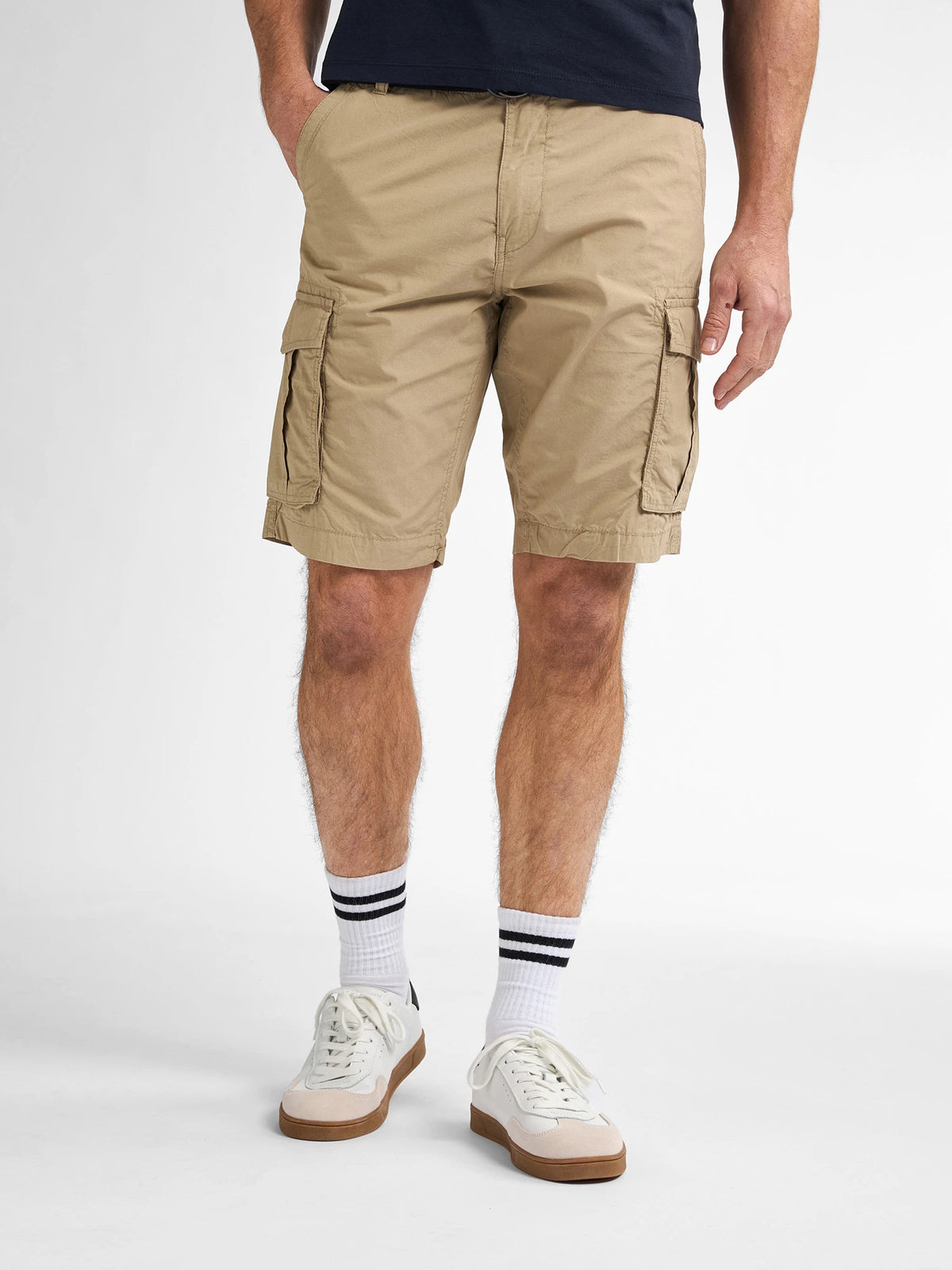 M-SS18-SP-SHO143-7130