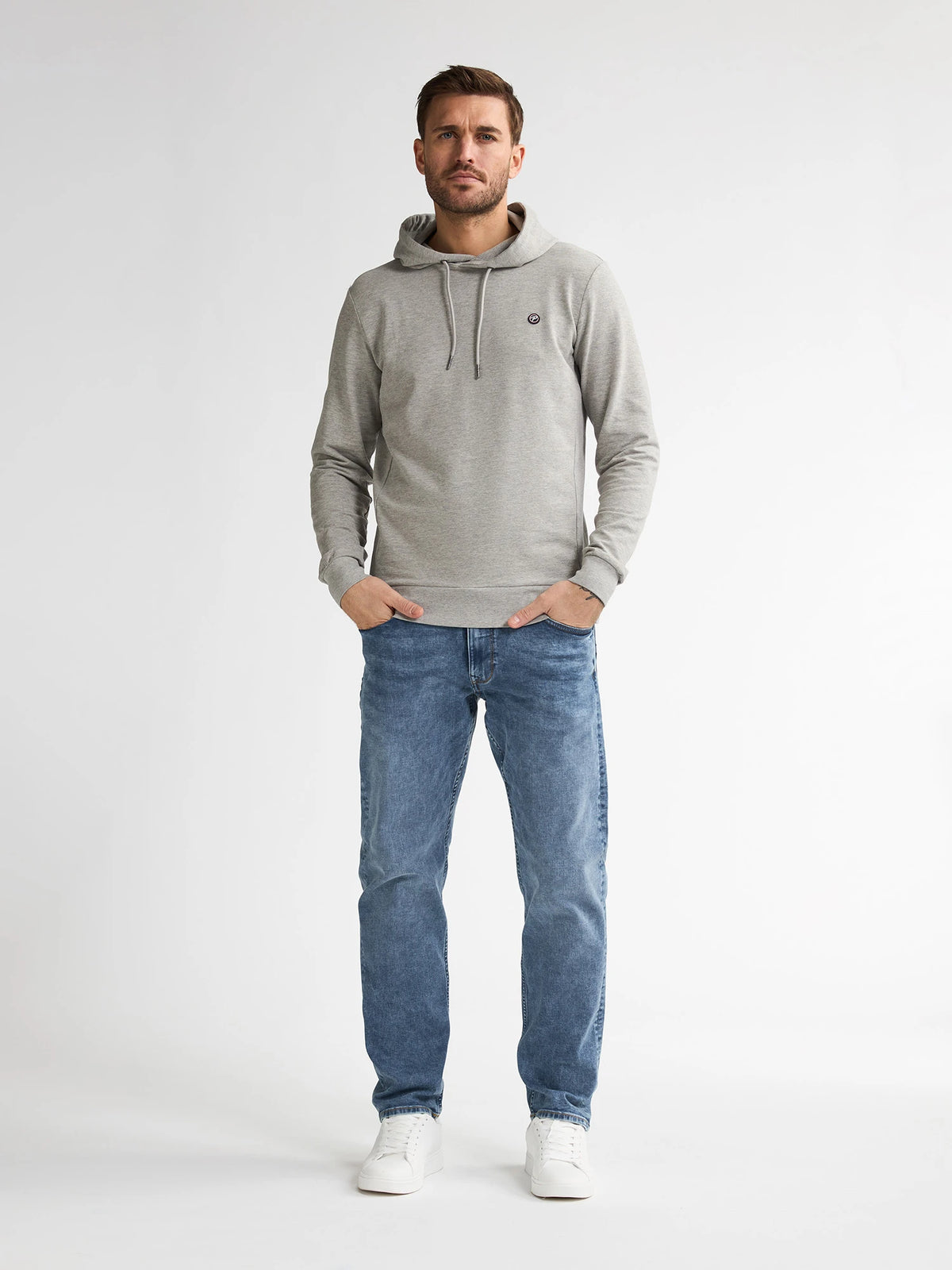 RUSSEL-5701